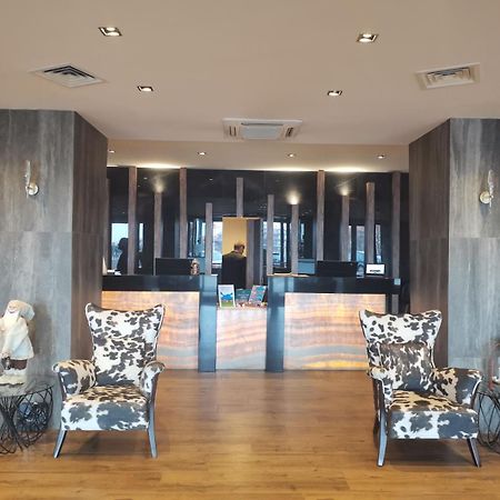 One Bedroom Apartment In Gated Complex 반스코 외부 사진