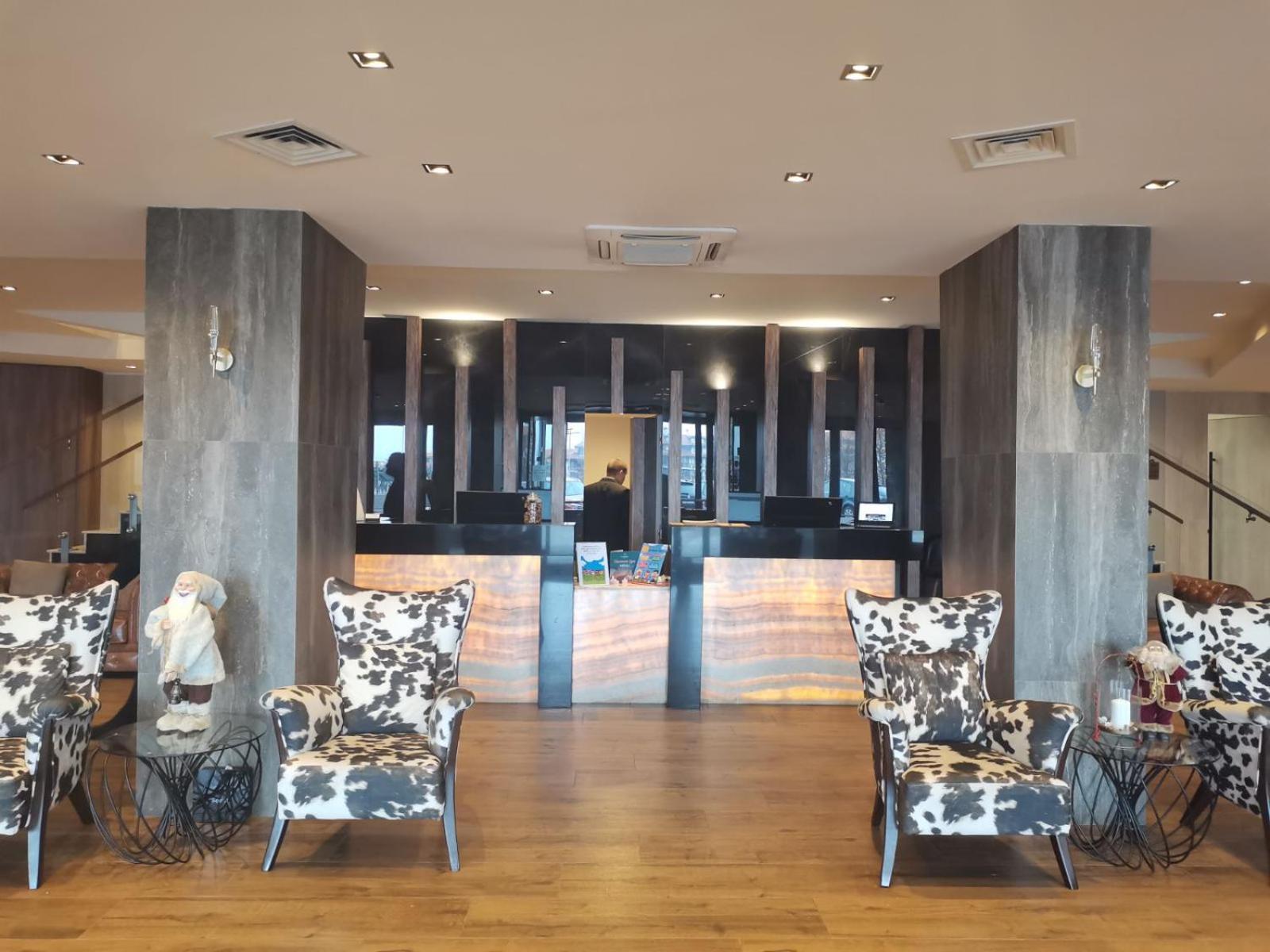 One Bedroom Apartment In Gated Complex 반스코 외부 사진